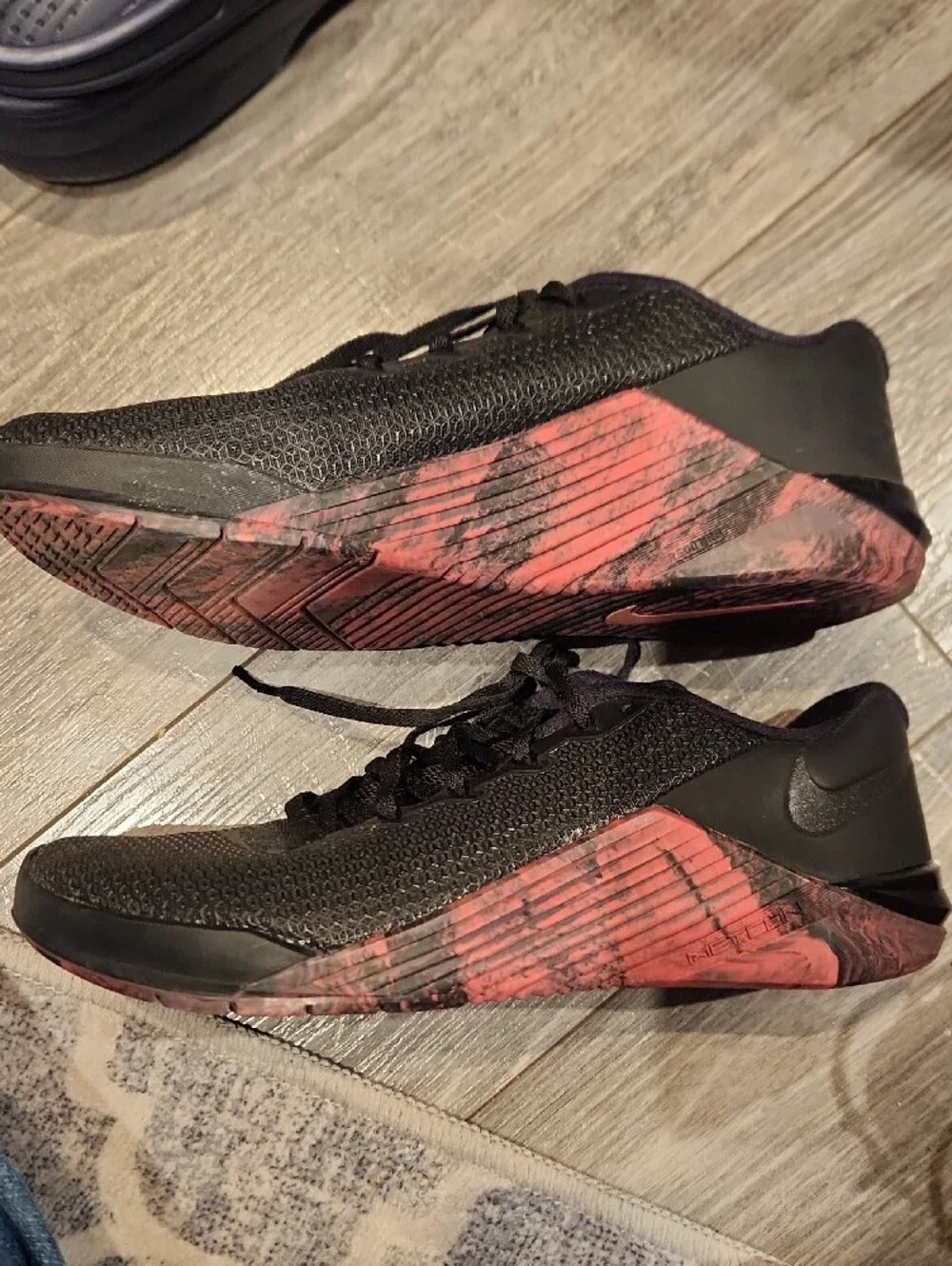 Nike Metcon Black Sneakers with Subtle Purple Accents Women's Sz 8